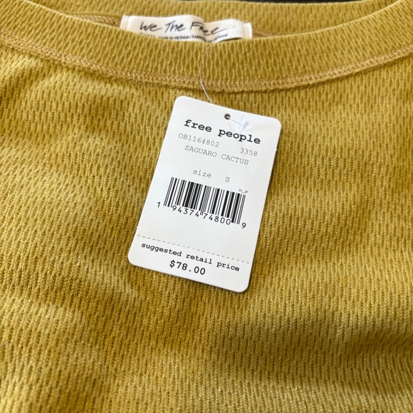 NEW with TAGS - Free People - We The Free Cuddle Bubble Pullover. Size S - Picture 3 of 15